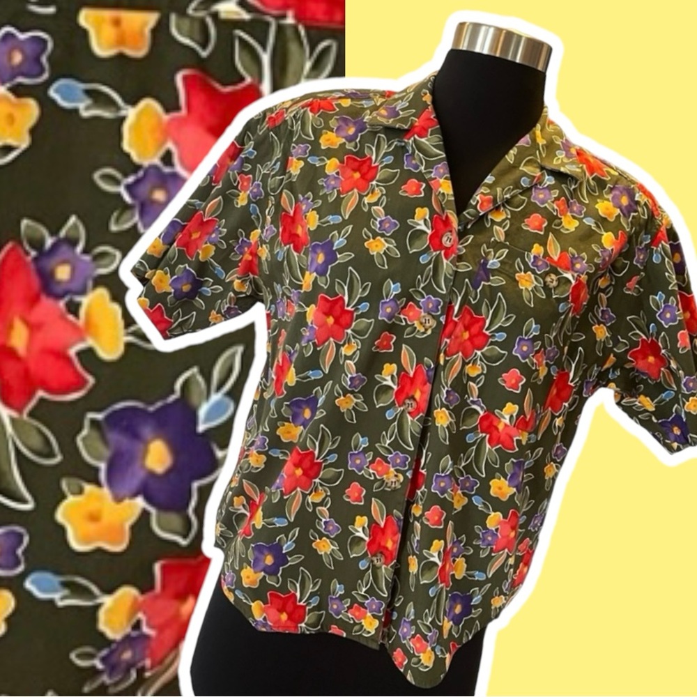 Vintage Lizsport green floral button up short sleeve shirt SP